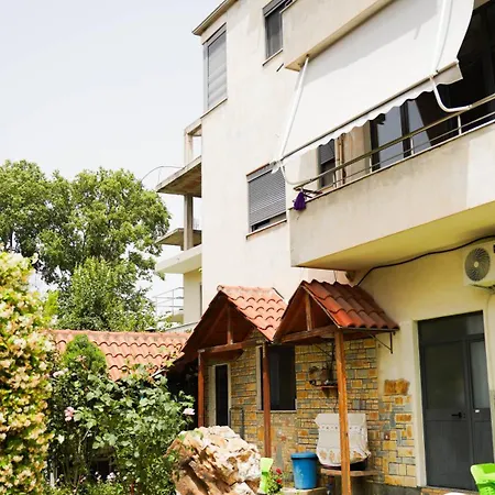 Apartment Aliaj Cozzy For 2 Durres